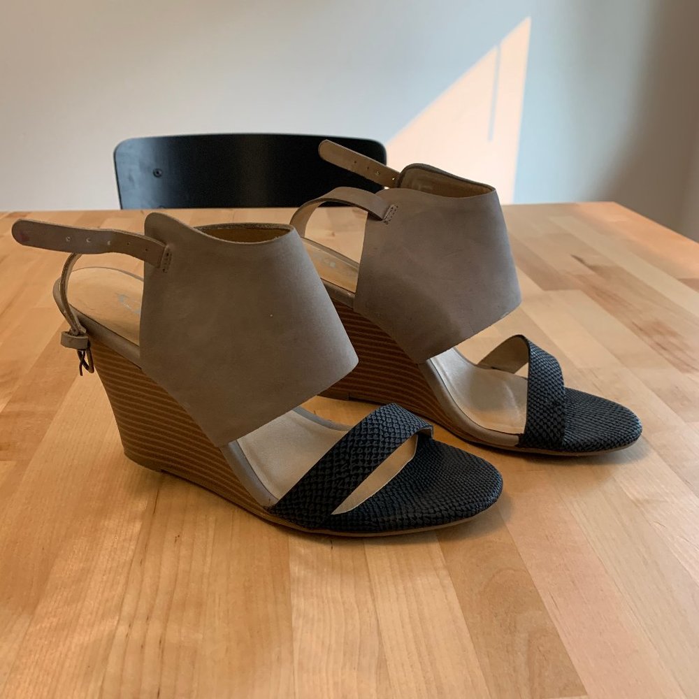 CL by Laundry Wedges